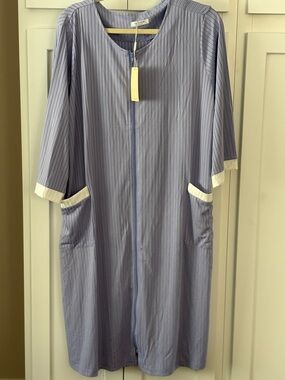 Ekouaer Lavender Stripe Zip-Front Robe